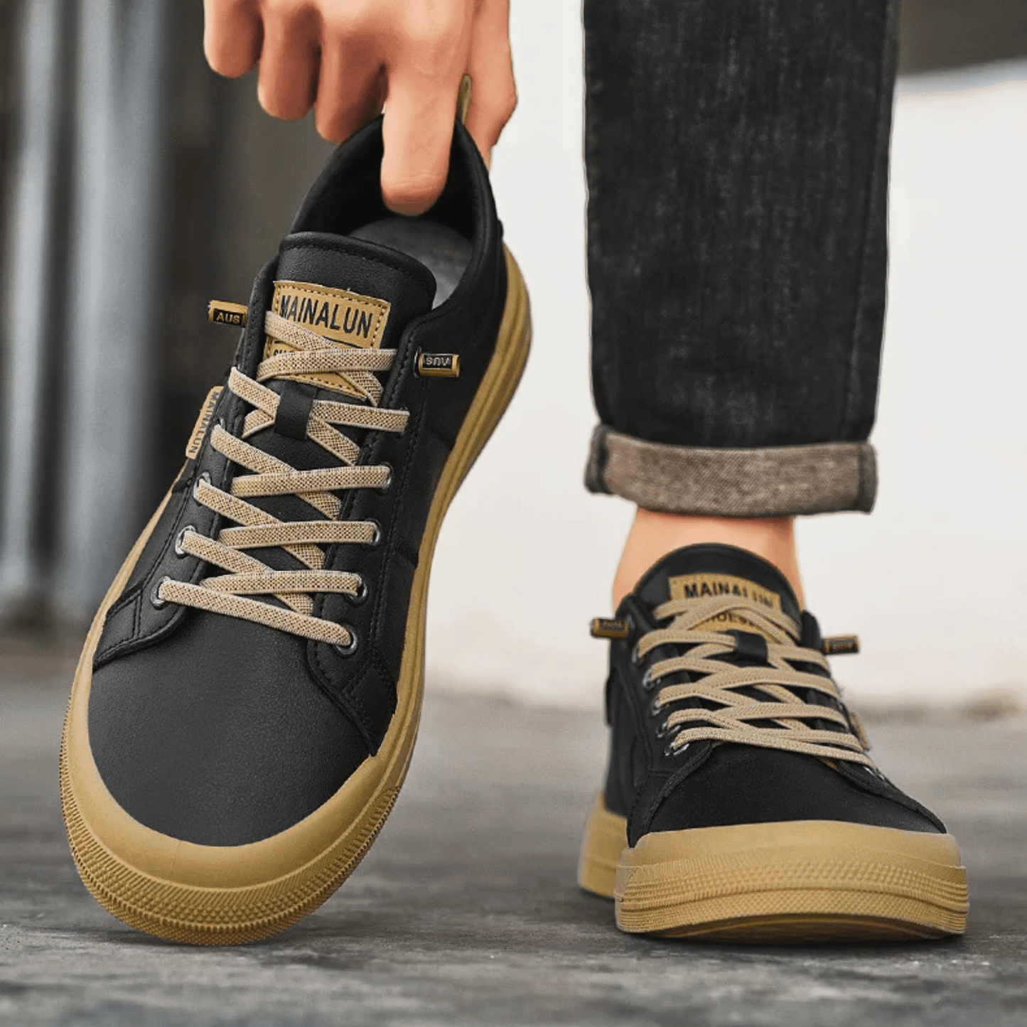 FILIPPO – Sneaker Uomo in Pelle Bianca con Dettagli Camel